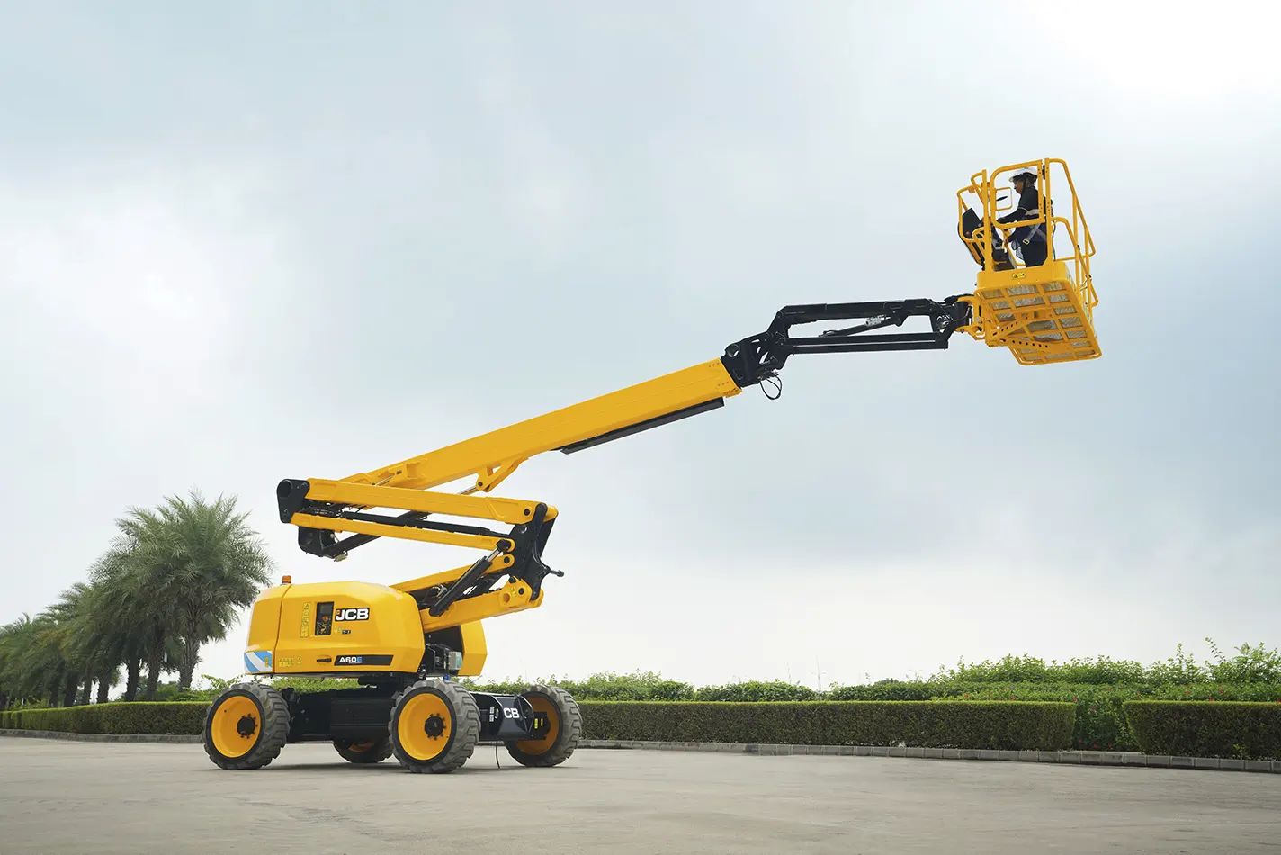 A60E Articulated Boom